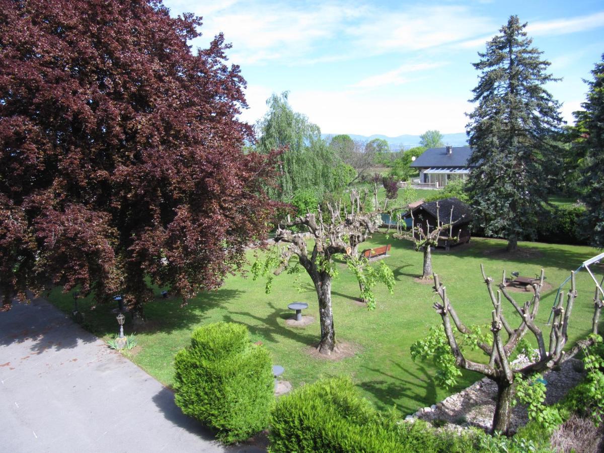 Hotel L'Echo Des Montagnes Armoy Exterior foto